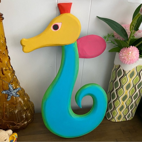 Handmade 17” Folk Art Pufferbellies Wood Carved Seahorse Wall Hanging Colourful - Picture 1 of 8